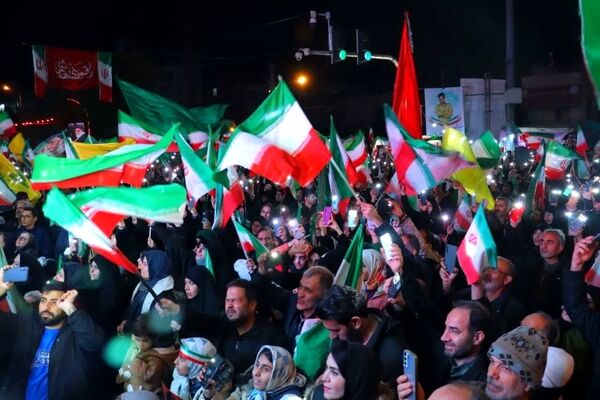 خروشان جمعیت در سراسر مناطق تهران