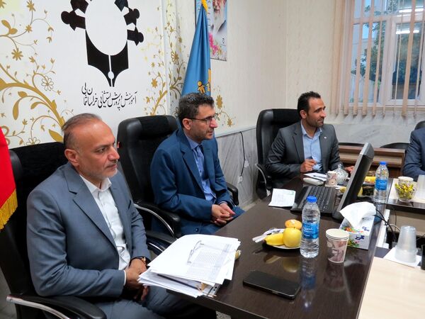 نشست معاون پیشگیری و تشخیص توانبخشی سازمان آموزش پرورش استثنایی کشور با مدیران مرکز  استان
