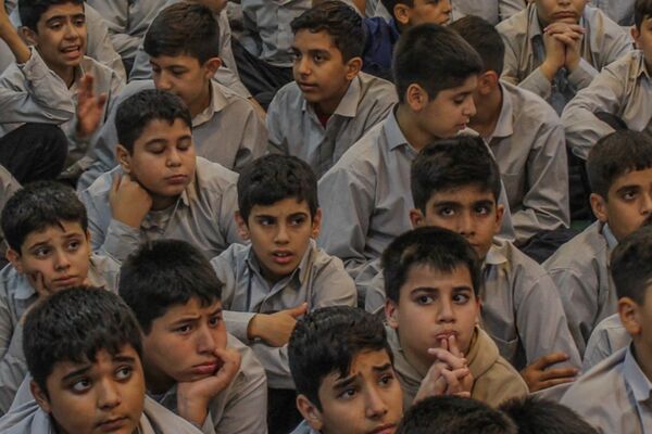 جشن میلاد امام حسن عسکری(ع) در دبیرستان تهرانی باقرشهر 