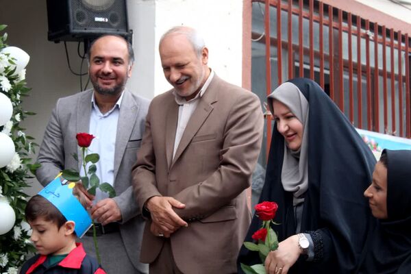 برگزاری جشن غنچه‌ها در ساری 