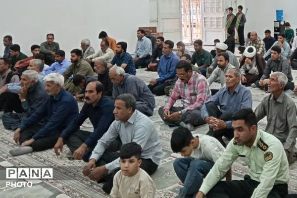 شکوه بندگی در مصلای رودبار جنوب