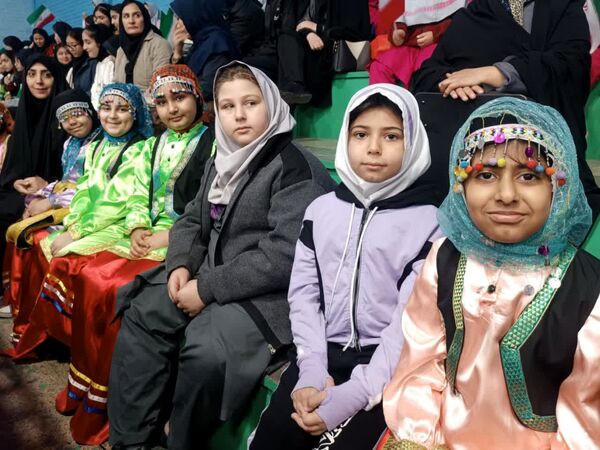 آئین افتتاحیه مسابقات فوتسال دانش‌آموزی منتخب آموزشگاه های شهرستانهای استان تهران به میزبانی ورامین 