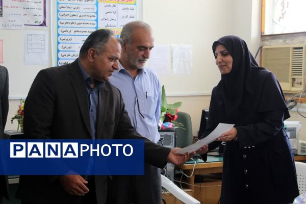 بانگ سپاس معلم در مدارس گلوگاه 