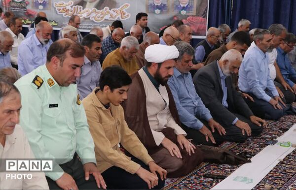 جلوه‌هایی از وحدت، ایمان و همدلی مردم نظرآباد در نماز جمعه 