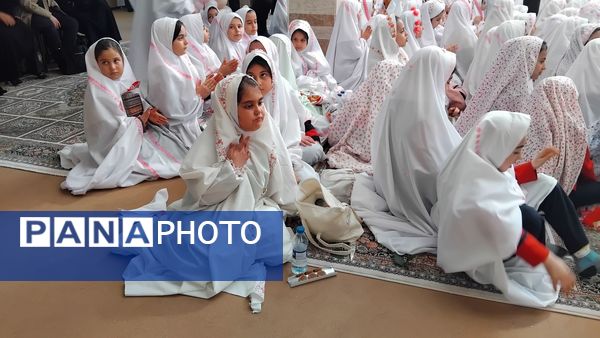 جشن بندگی فرشته‌های ۹ ساله در اهر