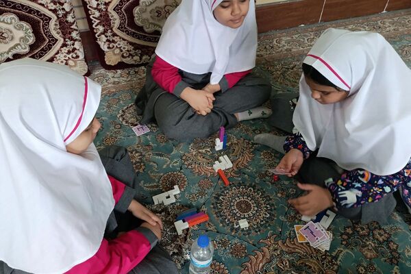 وقتی بازی، کلاس درس می‌شود؛ تجربه‌ متفاوت دانش‌آموزان دبستان آرمان