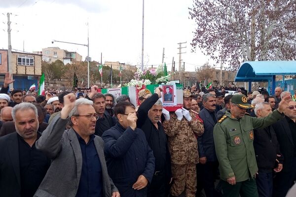 تشییع پیکر پاسدار شهید در شهرستان خواجه