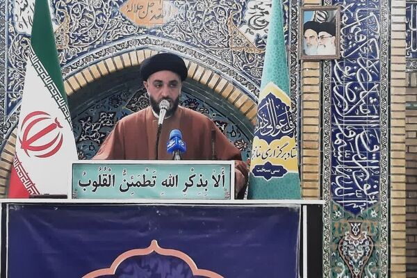 استفاده ناصحیح از فضای مجازی موجب افت علمی دانش‌آموزان شده است