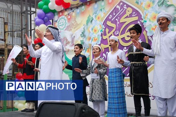 جشن خیابانی نیمه شعبان در شهر قیامدشت 