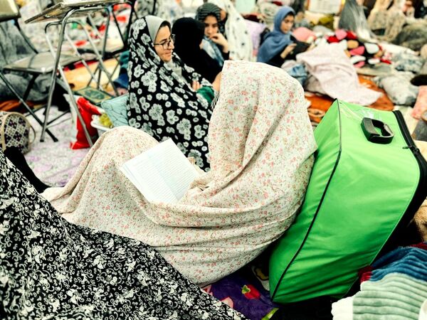 مراسم اعتکاف مادر دختری در مسجد صاحب الزمان آشخانه