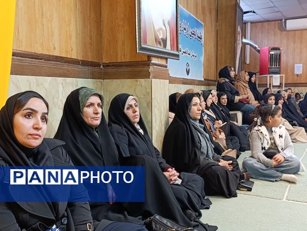 برگزاری دومین مجمع انجمن اولیاء و مربیان دبیرستان متوسطه اول عبدالحسین قفلی