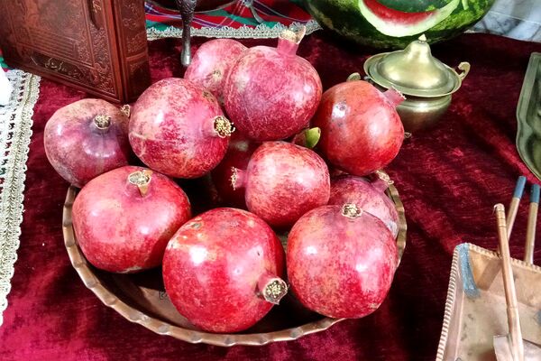 از سنت تا خلاقیت، برگزاری نمایشگاه صنایع دستی یلدا در دبیرستان توحید یک