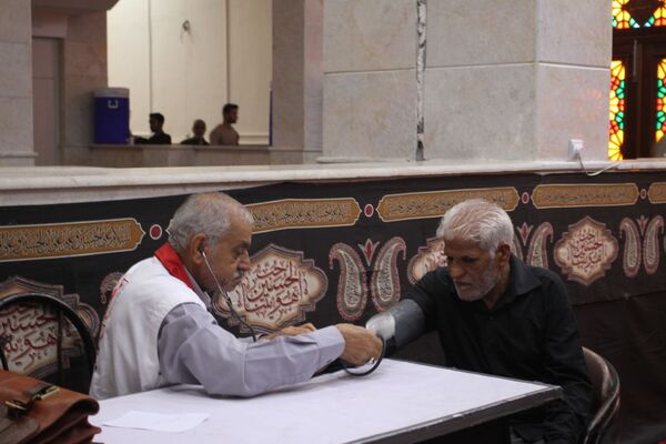 فروغ ایمان و همدلی در نماز جمعه بندرعباس