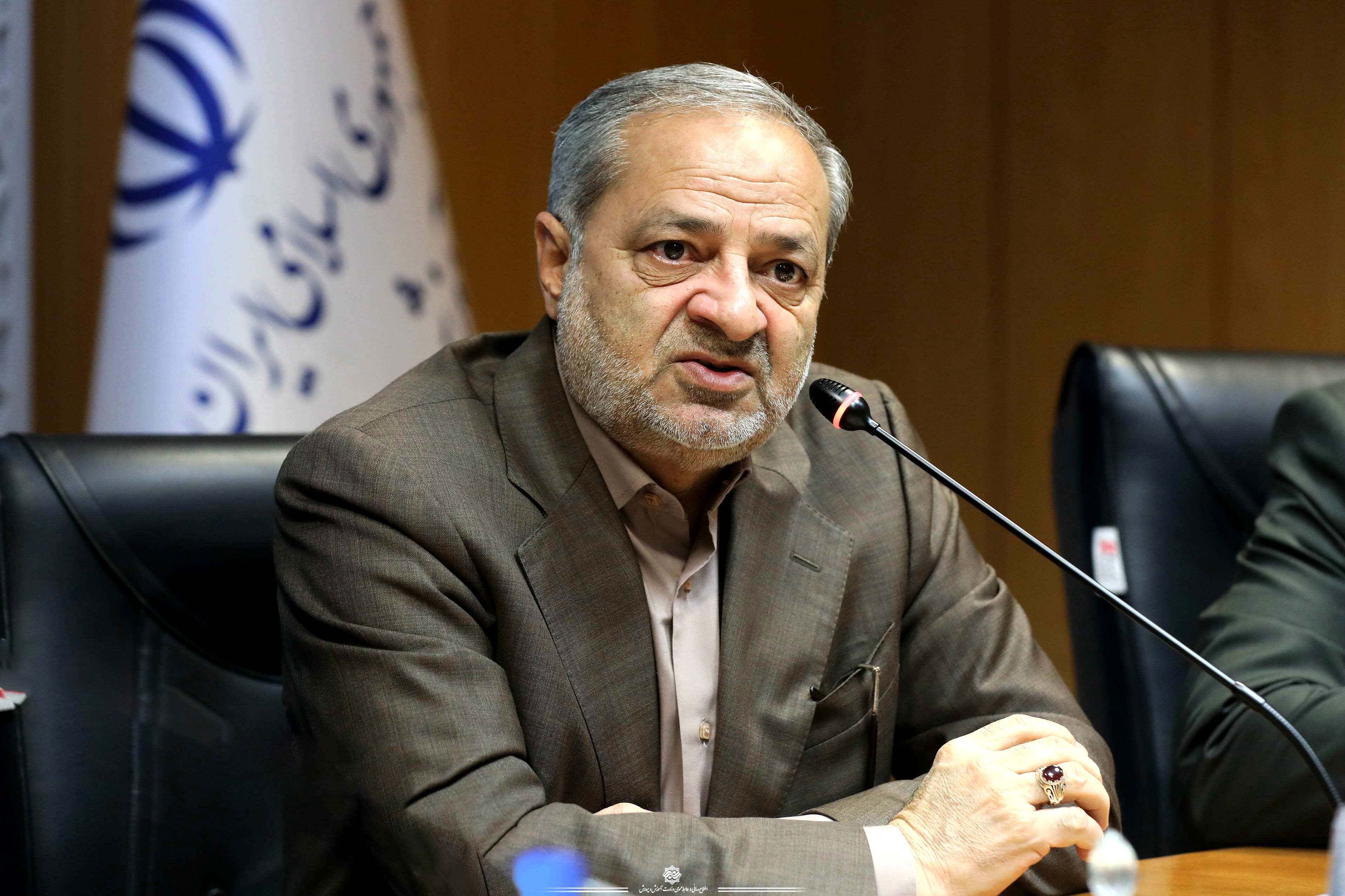شناسایی معلم خاطی و آغاز فرآیند رسیدگی در چارچوب ضوابط و مقررات/ جبران کمبود نیروی انسانی از طریق آزمون ماده ۲۸ و دانشگاه فرهنگیان 