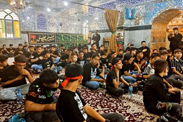 دوازدهمین دوره سوگواری سراسری احلی من العسل با حضور نوجوانان حسینی در شهرستان قرچک 