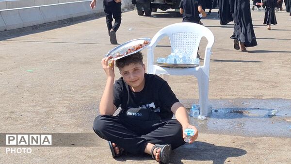 دلدادگی خادمان کودک و نوجوان در پیاده روی نجف به کربلا