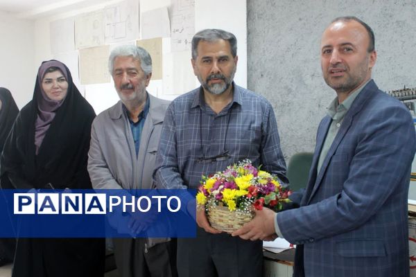 بانگ سپاس معلم در مدارس گلوگاه 