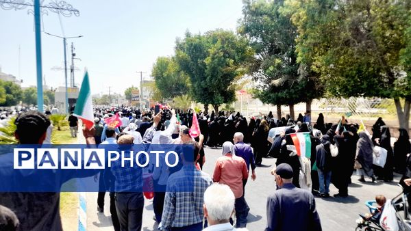 راهپیمایی خشم و نصر در بندرعباس