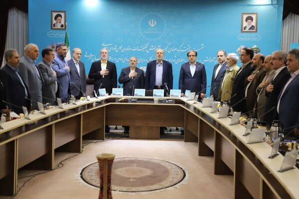 نشست مشترک کمیسیون آموزش، تحقیقات و فناوری مجلس با وزیر آموزش و پرورش 