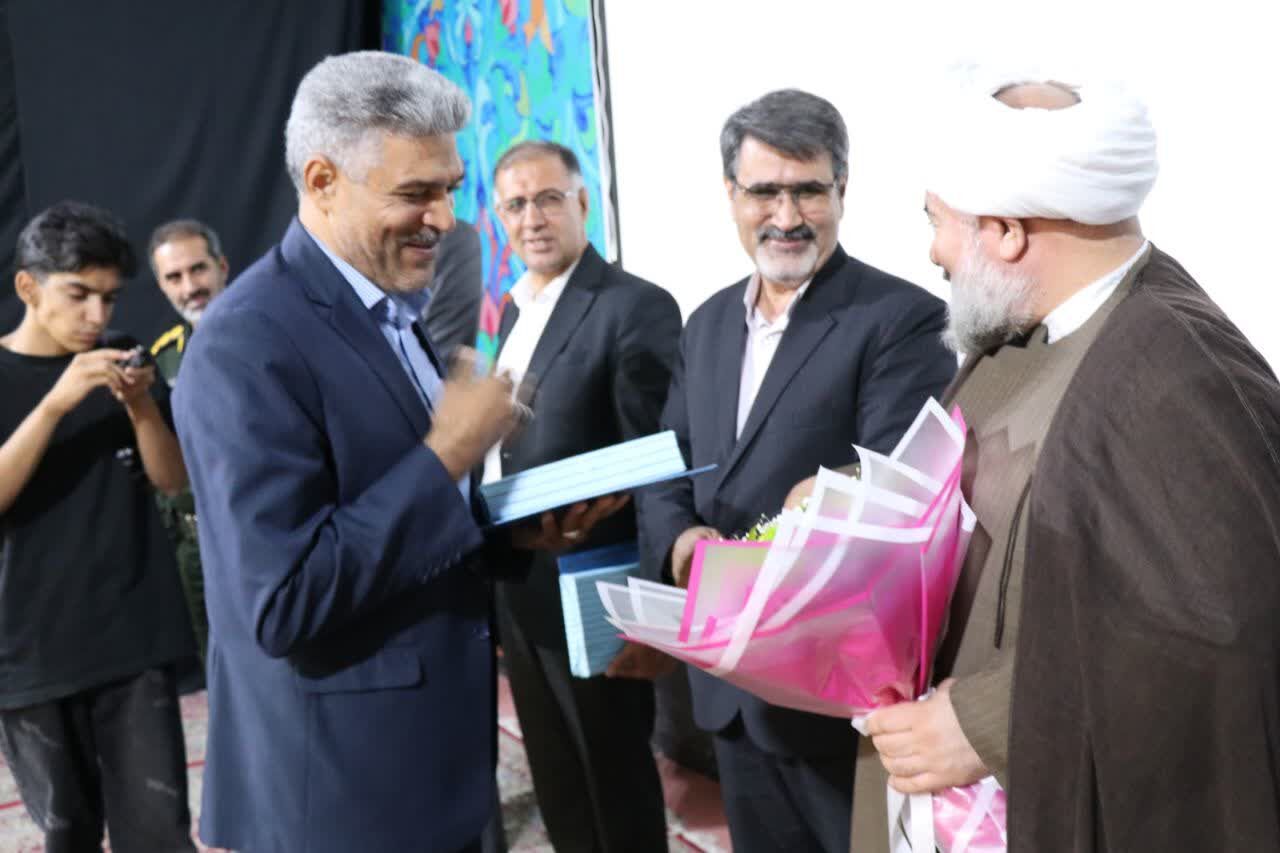 آیین تکریم و معارفه مدیر آموزش و پرورش شهرستان ابرکوه