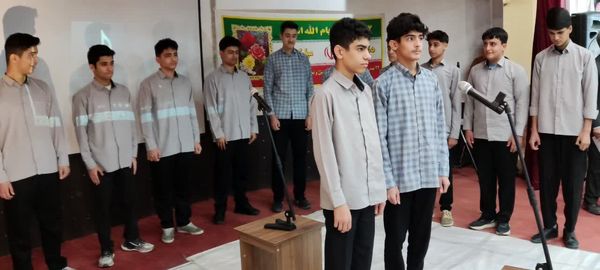 برگزاری اولین جشنواره شهرستانی سرود فجر در گالیکش