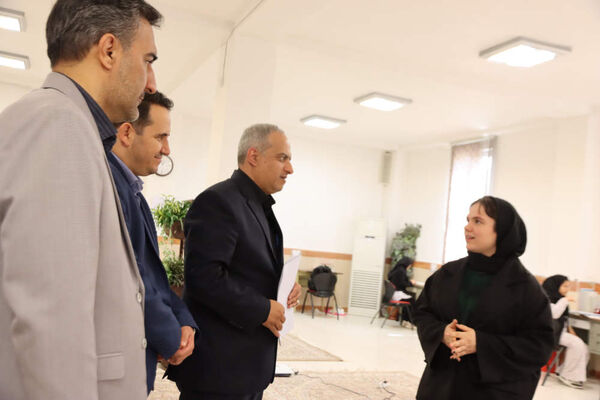 دیدار صمیمانه مدیر آموزش پرورش شهرستان‌های تهران با دانش‌آموزان اردوی مطالعاتی مدارس اسلامشهر