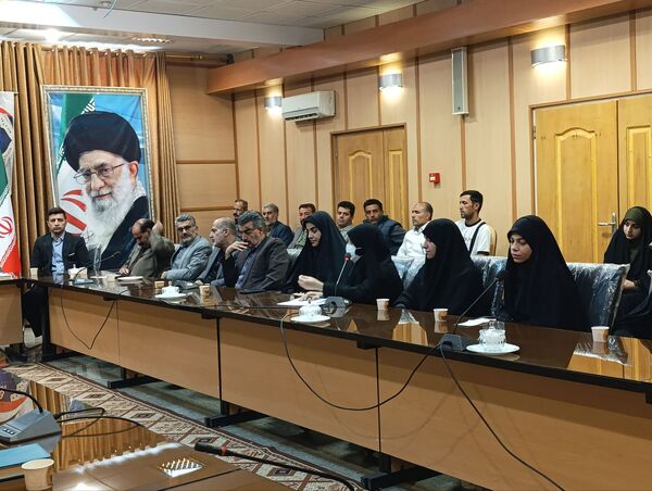 بررسی وضعیت اوقات فراغت و امکانات ورزشی در جلسه شورای فرهنگ عمومی بخش خزل با حضور نماینده نثاری