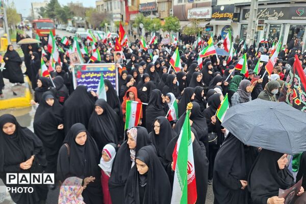 راهپیمایی روز قدس و تشییع شهید اقتدار در مرودشت