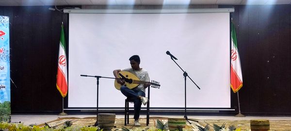 رقابت گروه‌های سرود منطقه‌ای در کانون شهید رضاپور فین