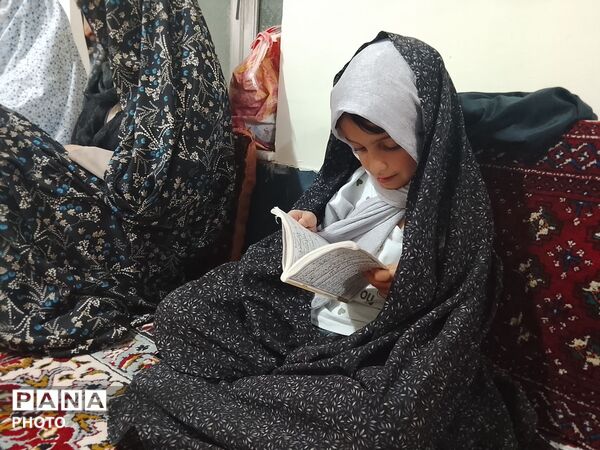 اقامه نماز جمعه عبادی سیاسی  در مسجد جامع شهربار نیشابور