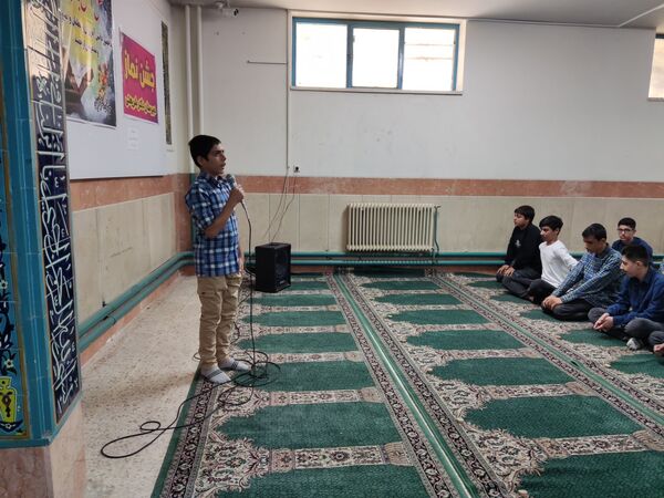 ترویج فرهنگ نماز جماعت در مدارس شهرستان قدس با برنامه "مهر تا مهر "