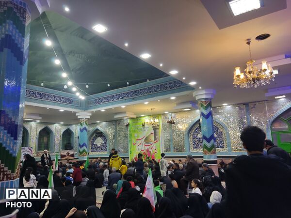 مراسم ‌چهلمین روز شهادت حضرت آیت الله خامنه و دانش‌آموزان میناب در روستای جابوز خلیل آباد