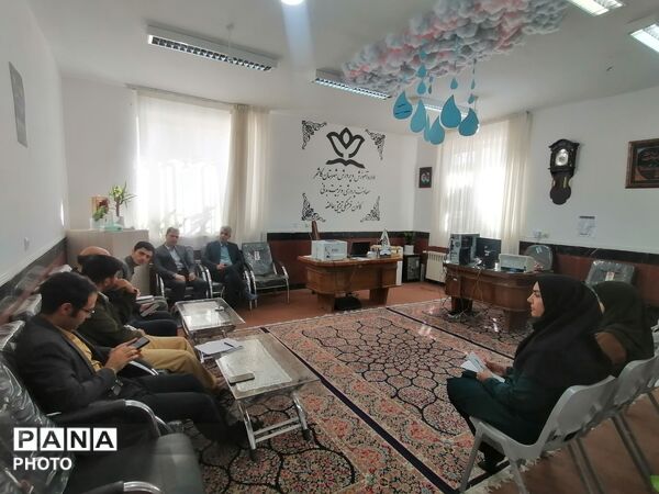 دیدار مدیر آموزش و پرورش کاشمر با مدیران و کارکنان کانونهای فرهنگی تربیتی کاشمر