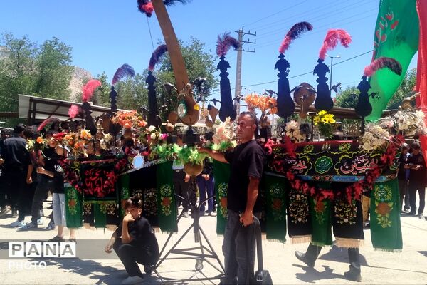 لردگان در ماتمِ عاشورا غرق شد