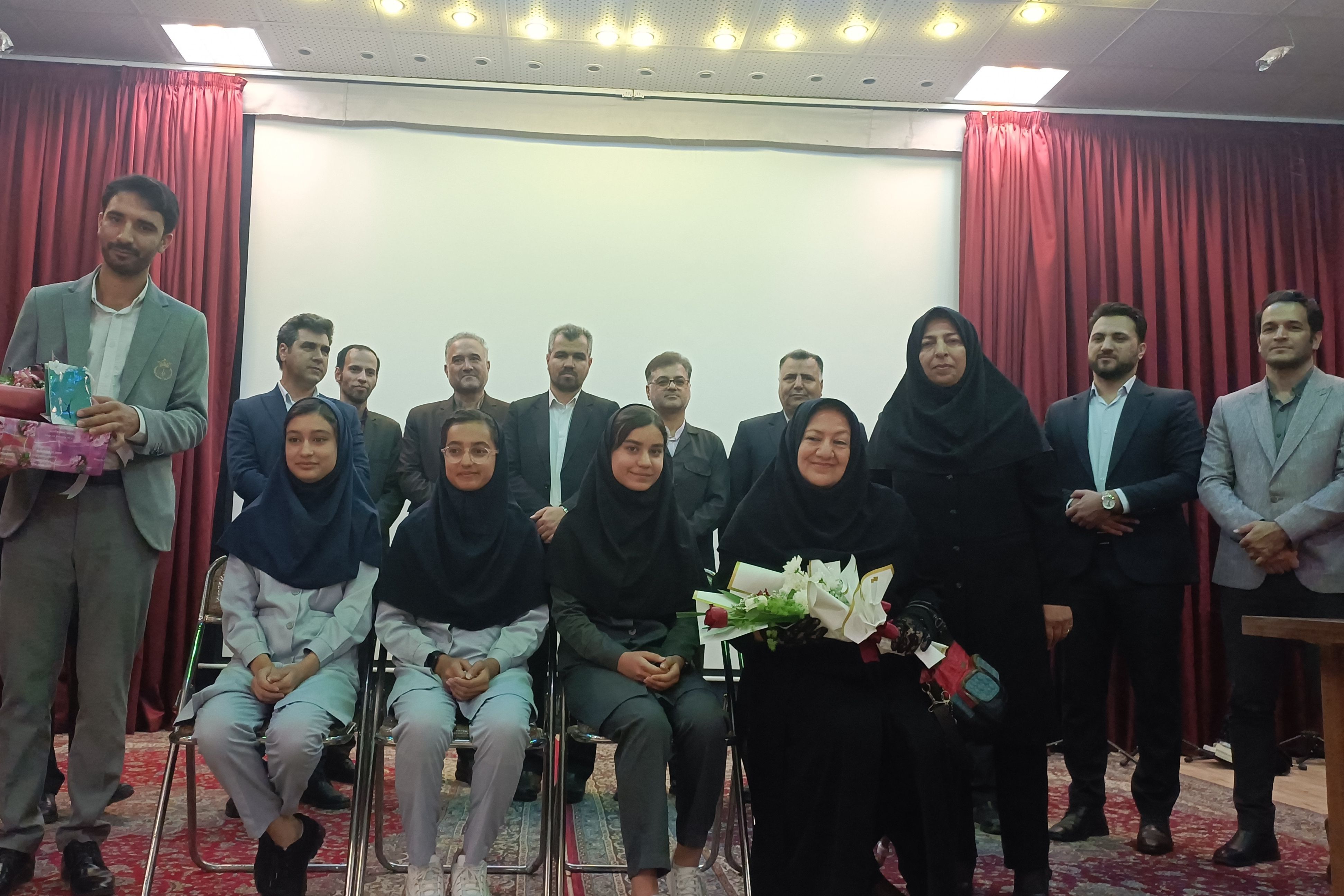 آیین  تقدیر از برگزیدگان مسابقات  ملی ادبی "تا سیمرغ" در نیشابور