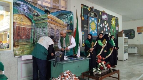 مدرسه سیدالشهداء ۲ مهاجران، میزبان خادمان امام رضا (ع)