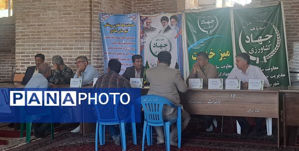 میز خدمت اداره‌های شهرستان نیشابور در جمعه خشم و نصر 