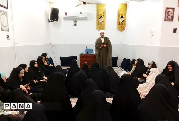 اردوی زیارتی ـ تربیتی یک‌روزه  دانش‌آموزان البرزی در کاروانی به قم و جمکران 
