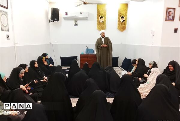 اردوی زیارتی ـ تربیتی یک‌روزه  دانش‌آموزان البرزی در کاروانی به قم و جمکران 