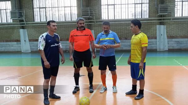 مسابقات قهرمانی فوتسال هفته دفاع مقدس به میزبانی حوزه بسیج بیرانشهر