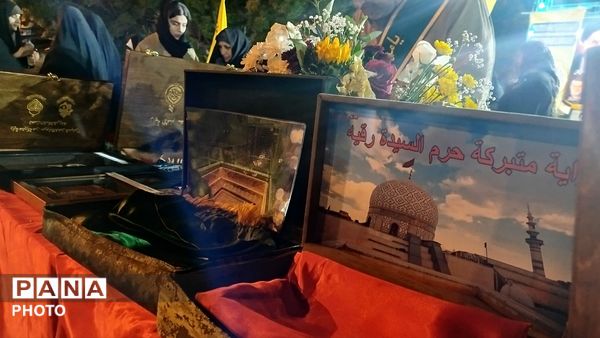 ادامه تجمعات مردمی بیعت با رهبری در نورآباد برای هفتاد و هشتم شب