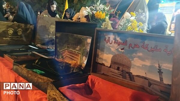 ادامه تجمعات مردمی بیعت با رهبری در نورآباد برای هفتاد و هشتم شب