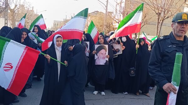 خروش مردم ملکان در محکومیت اغتشاشات اخیر