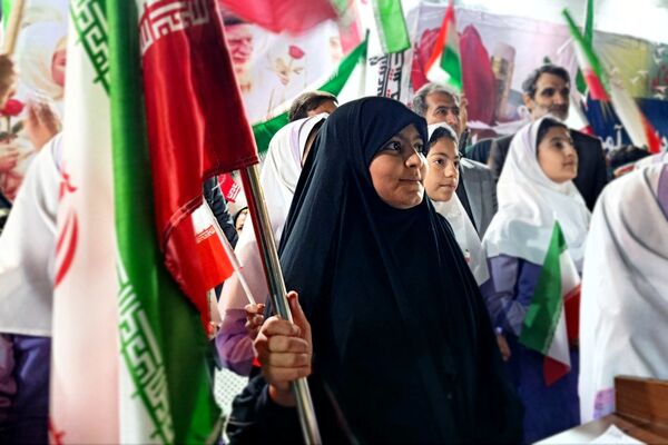 موکب آموزش و پرورش ناحیه یک کرمانشاه، نقطه عطف راهپیمایی شبانه شد