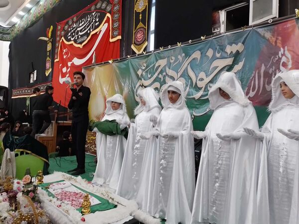 برگزاری مراسم شیرخوارگان حسینی در خلیل آباد