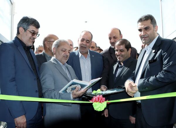 افتتاح مدرسه های خیرساز «نصیری طوسی» و «کارگر شریف» در اردکان با حضور وزیر آموزش و پرورش