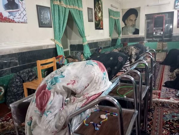 برگزاری نماز صد رکعتی در روستای گزکوه