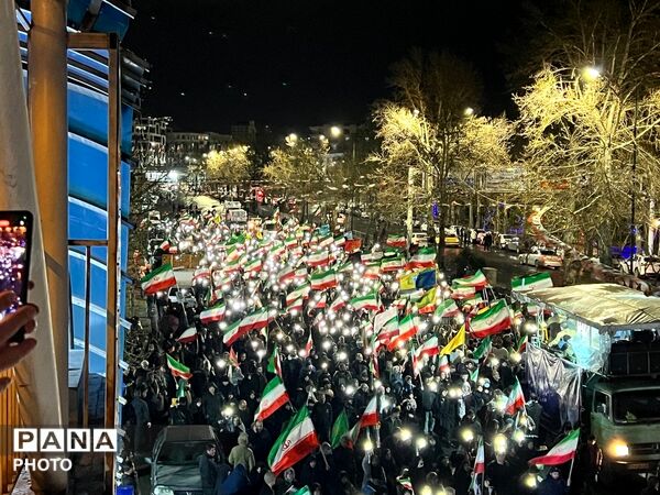تجمع باشکوه مردم کرج برای مبارزه با دشمن آمریکا صهیونی