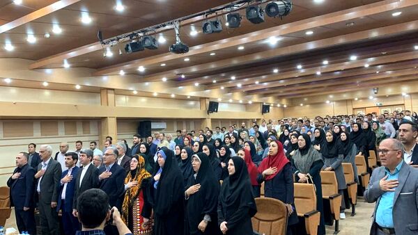 تجلیل از دانش‌آموزان برتر عشایری و کنکور سراسری در گنبد