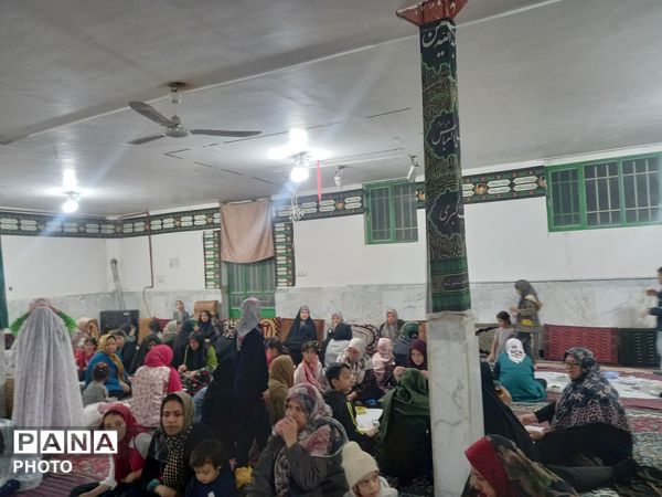 نماز جماعت و افطاری در شب سوم ماه مبارک رمضان  